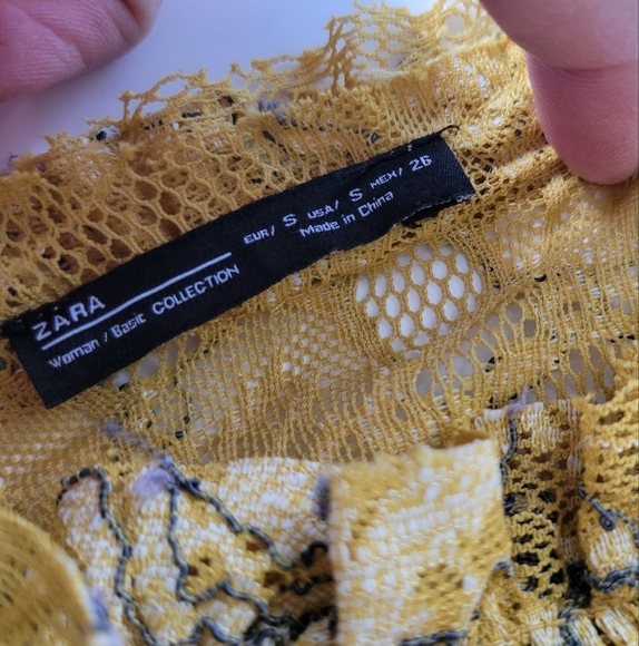 Zara Ruffle Lace Balloon Sleeve Yellow Top Small - Picture 5 of 8
